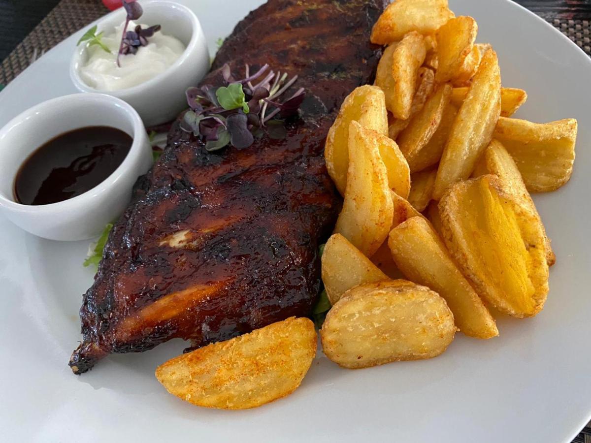 Pensiune Restaurant Indus Ocna Sibiului Esterno foto