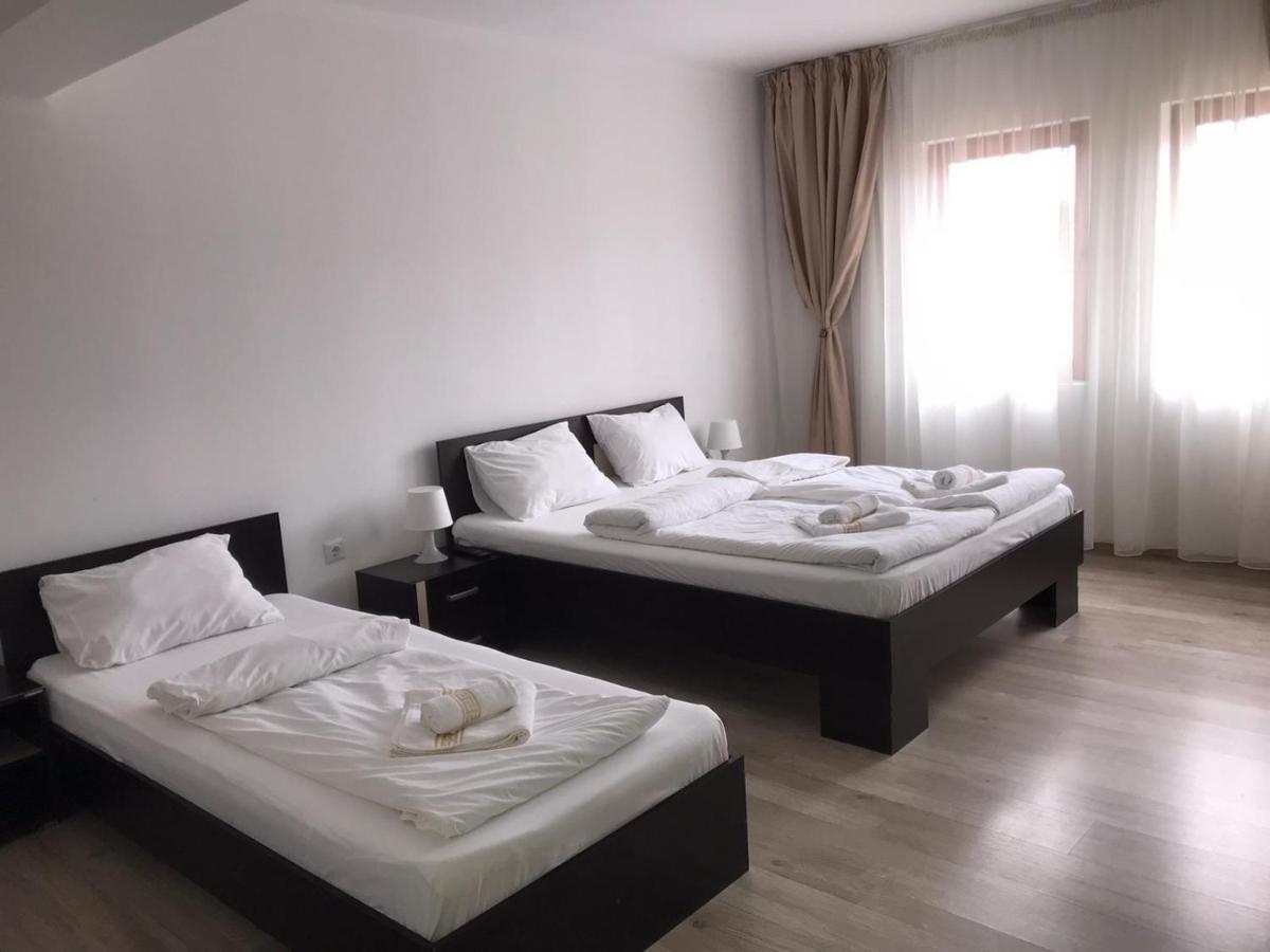 Pensiune Restaurant Indus Ocna Sibiului Esterno foto