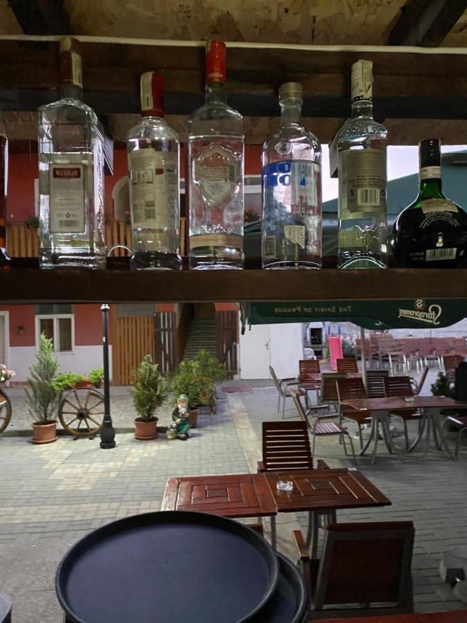 Pensiune Restaurant Indus Ocna Sibiului Esterno foto