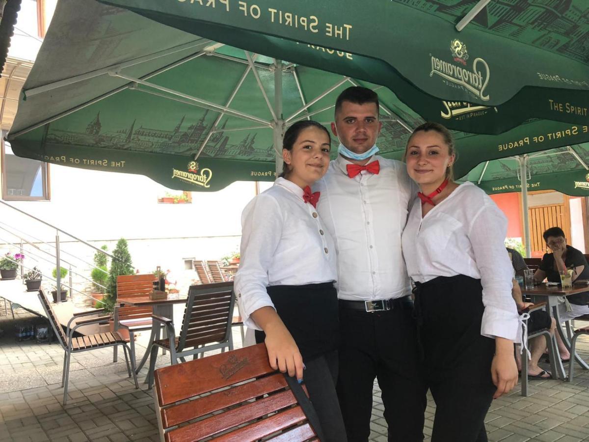 Pensiune Restaurant Indus Ocna Sibiului Esterno foto